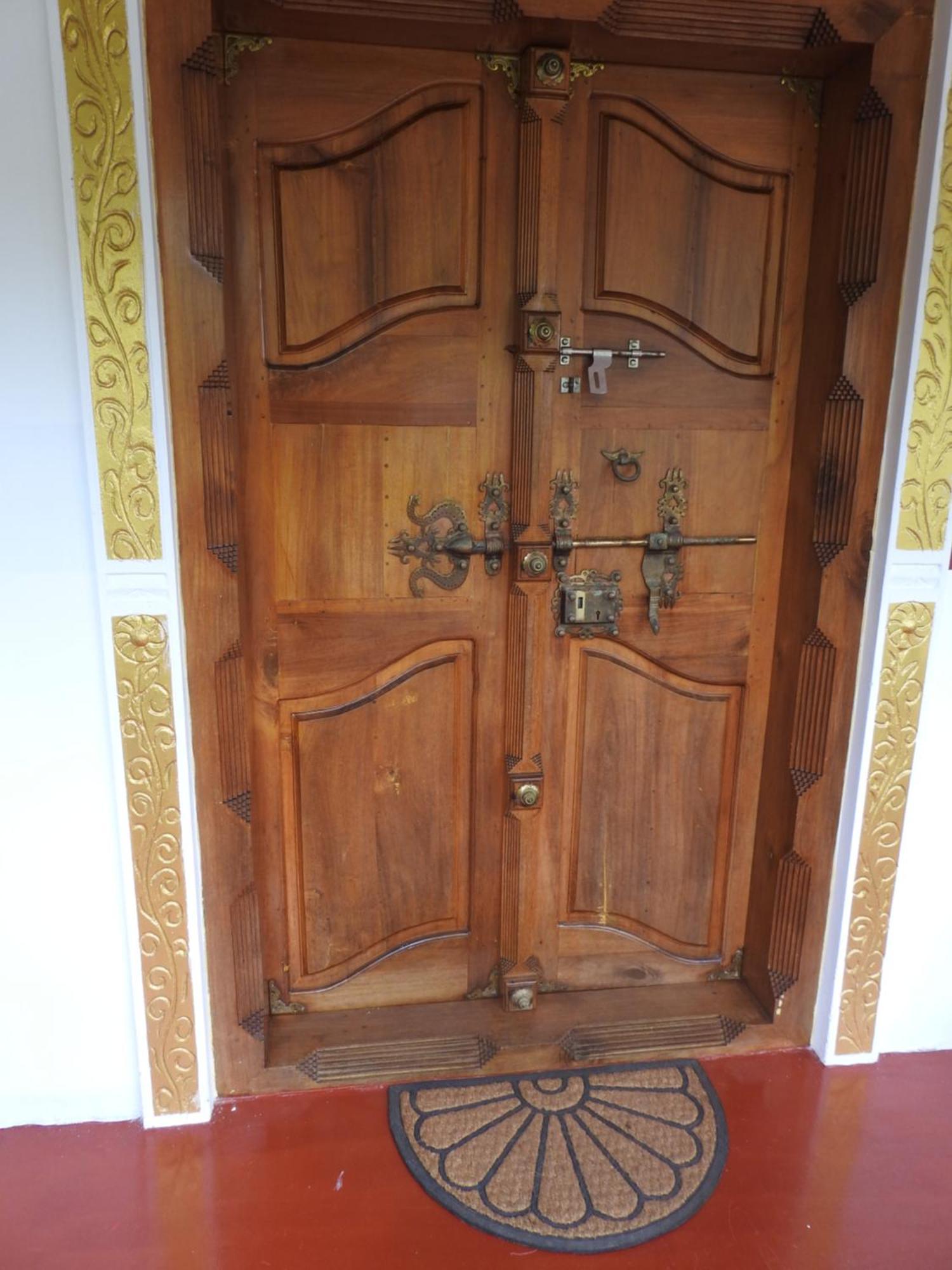 Shoreline Marari Beach Villa At Golden Beach Mararikulam Alappuzha Ngoại thất bức ảnh