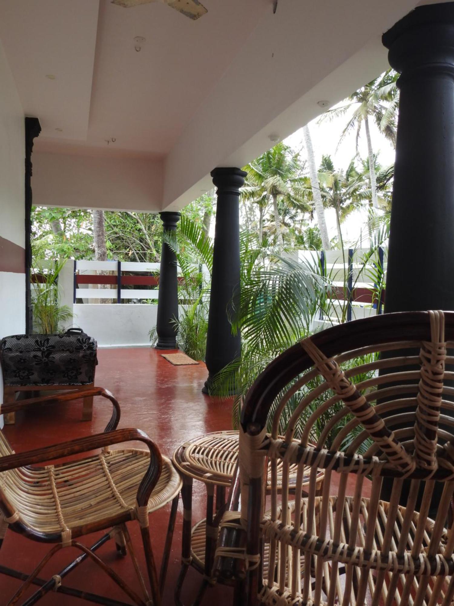 Shoreline Marari Beach Villa At Golden Beach Mararikulam Alappuzha Ngoại thất bức ảnh