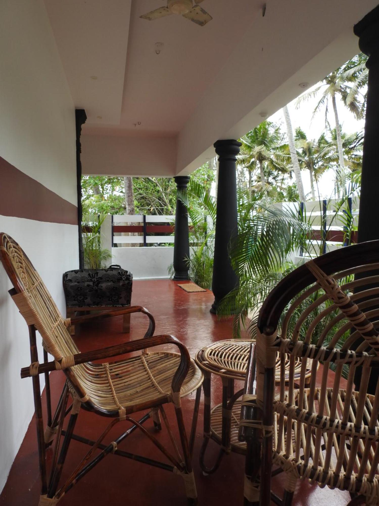 Shoreline Marari Beach Villa At Golden Beach Mararikulam Alappuzha Ngoại thất bức ảnh
