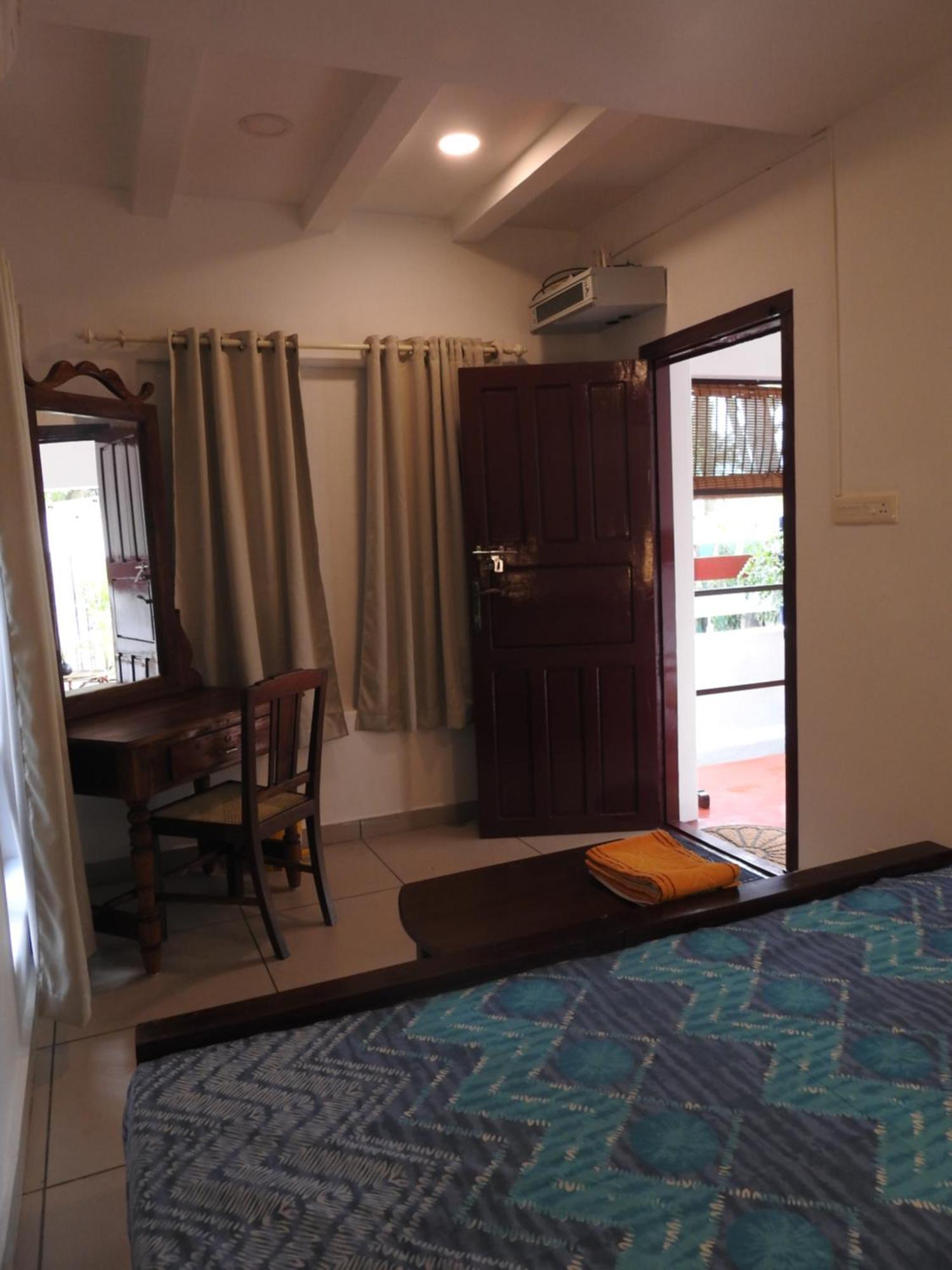 Shoreline Marari Beach Villa At Golden Beach Mararikulam Alappuzha Ngoại thất bức ảnh