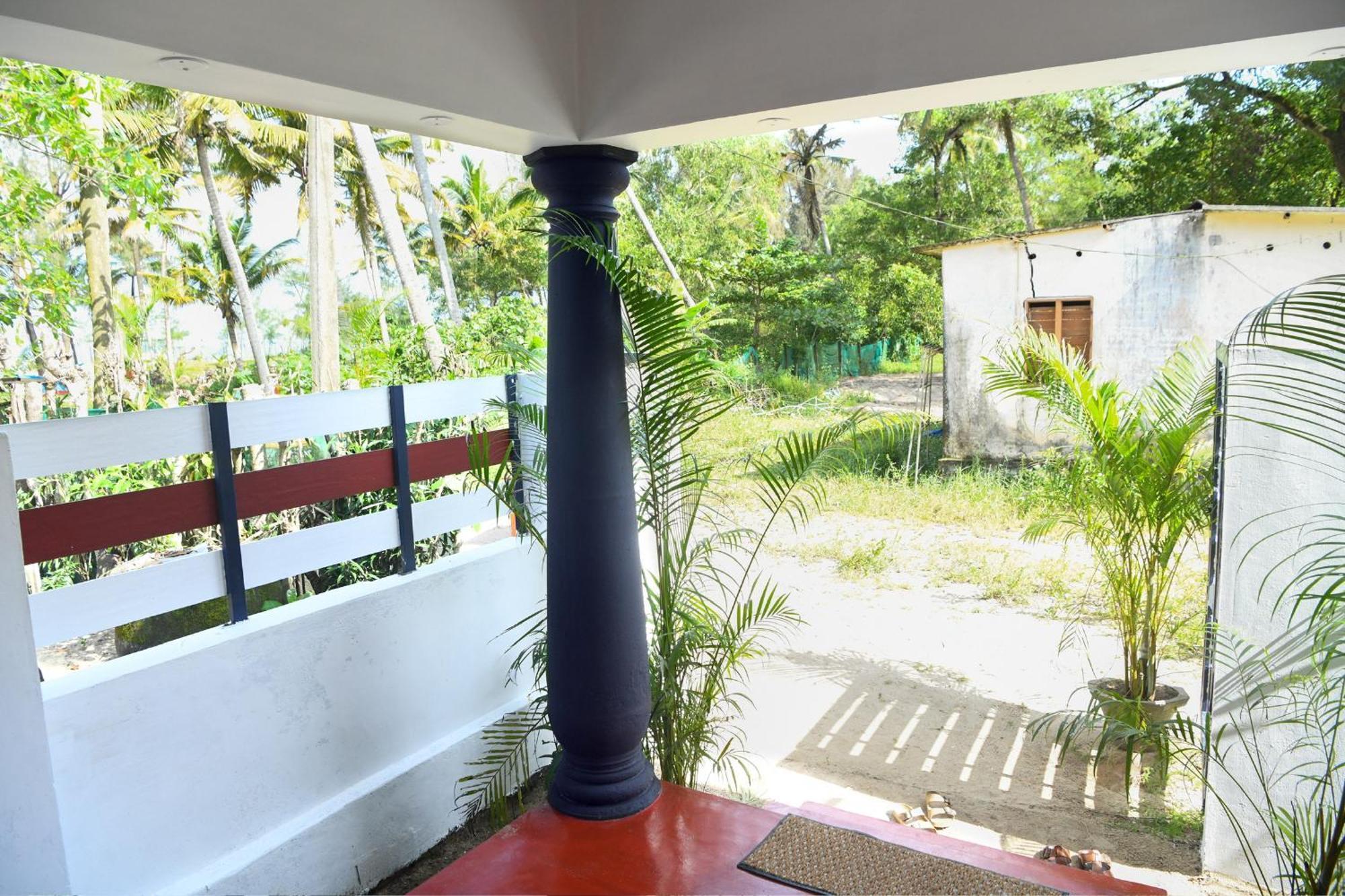 Shoreline Marari Beach Villa At Golden Beach Mararikulam Alappuzha Ngoại thất bức ảnh