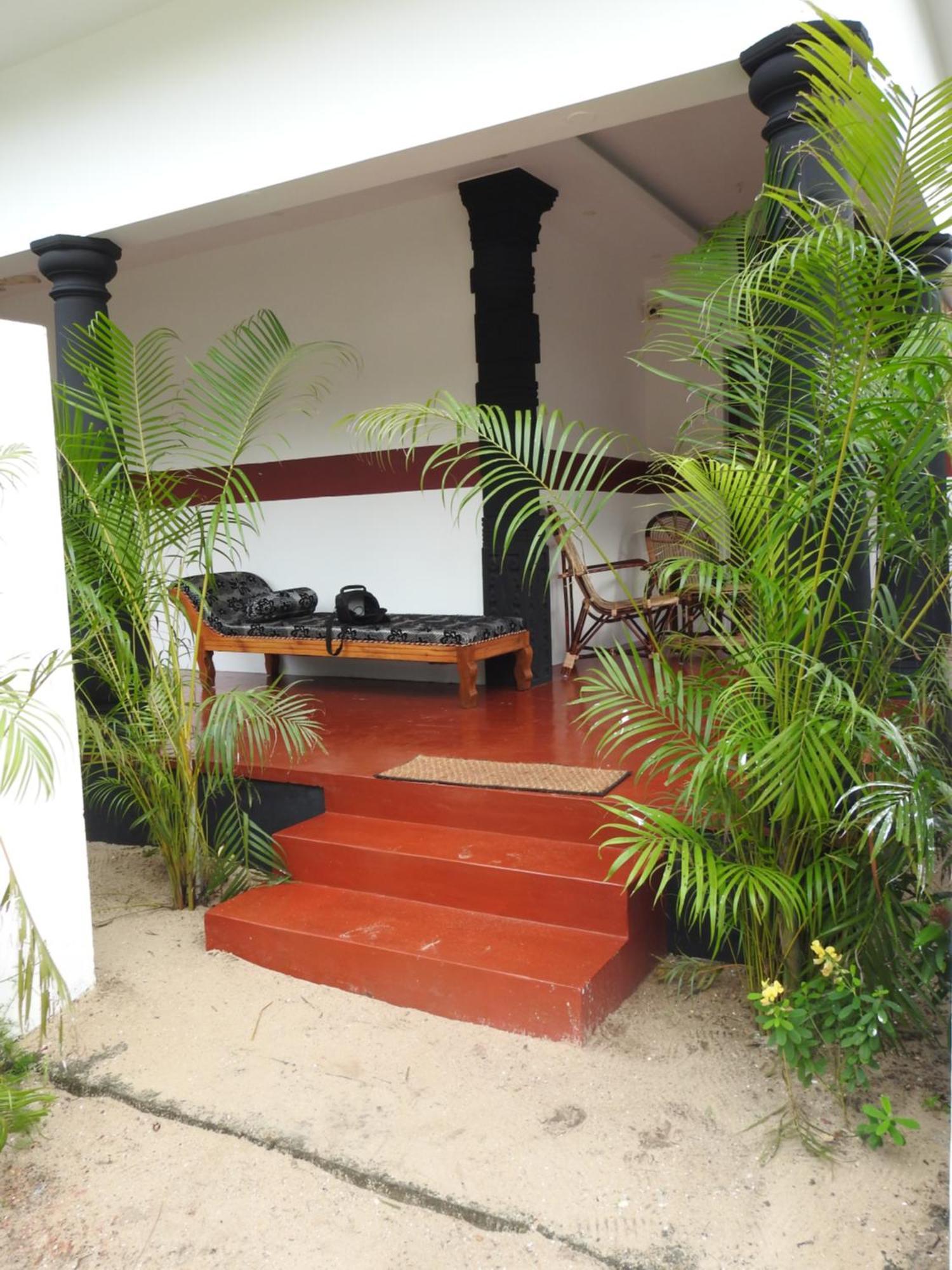 Shoreline Marari Beach Villa At Golden Beach Mararikulam Alappuzha Ngoại thất bức ảnh