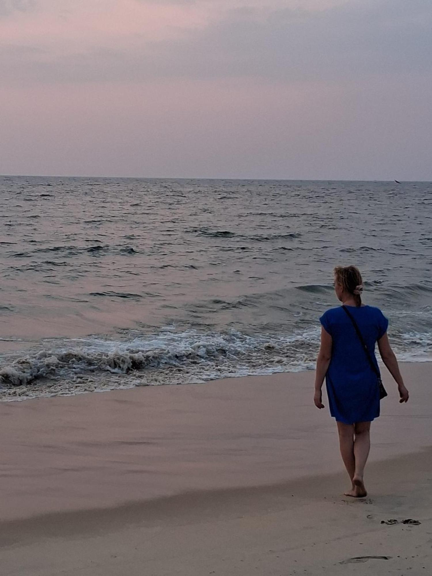 Shoreline Marari Beach Villa At Golden Beach Mararikulam Alappuzha Ngoại thất bức ảnh